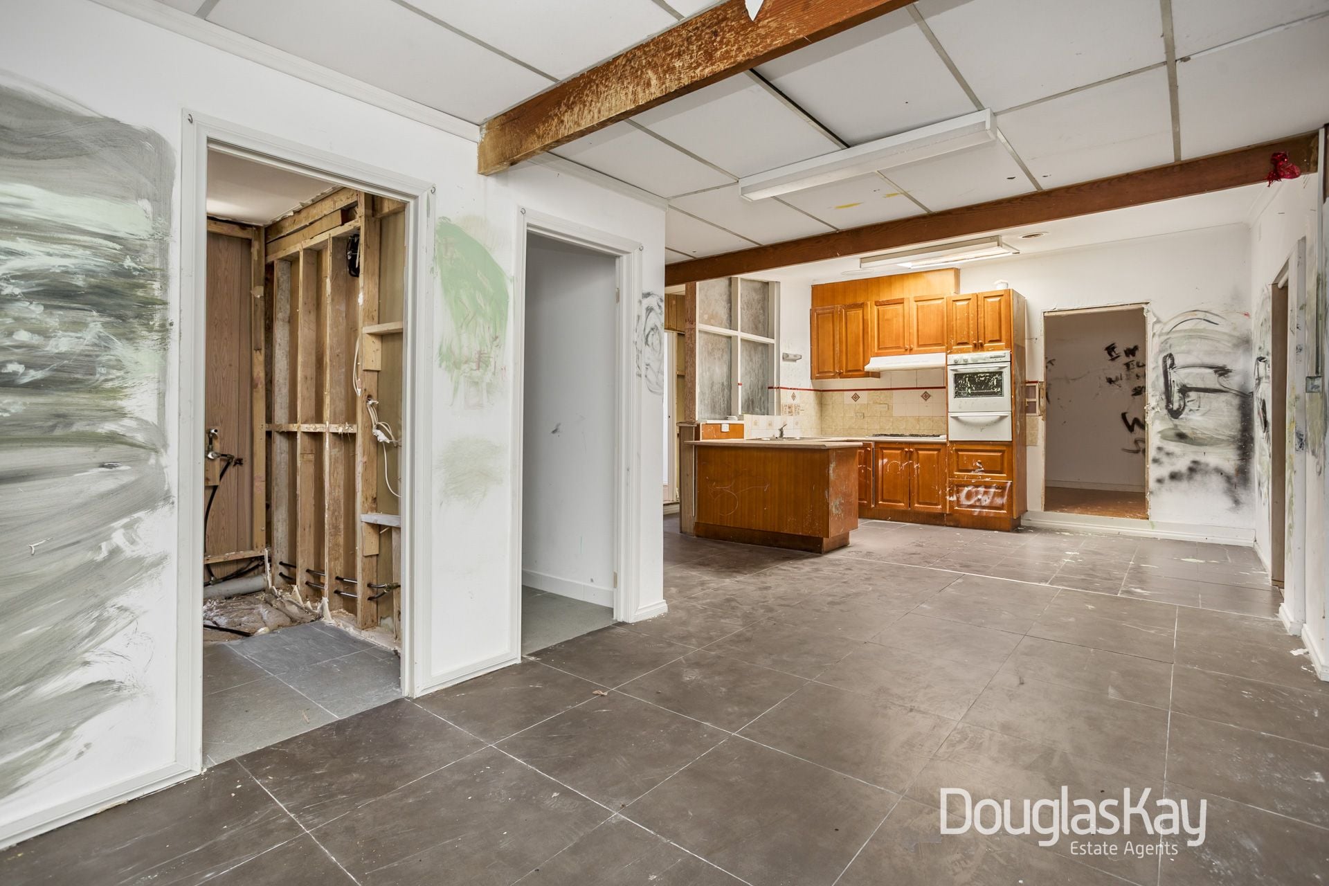16 Busch Street, Sunshine North VIC, Sunshine North - Thumbnail 4