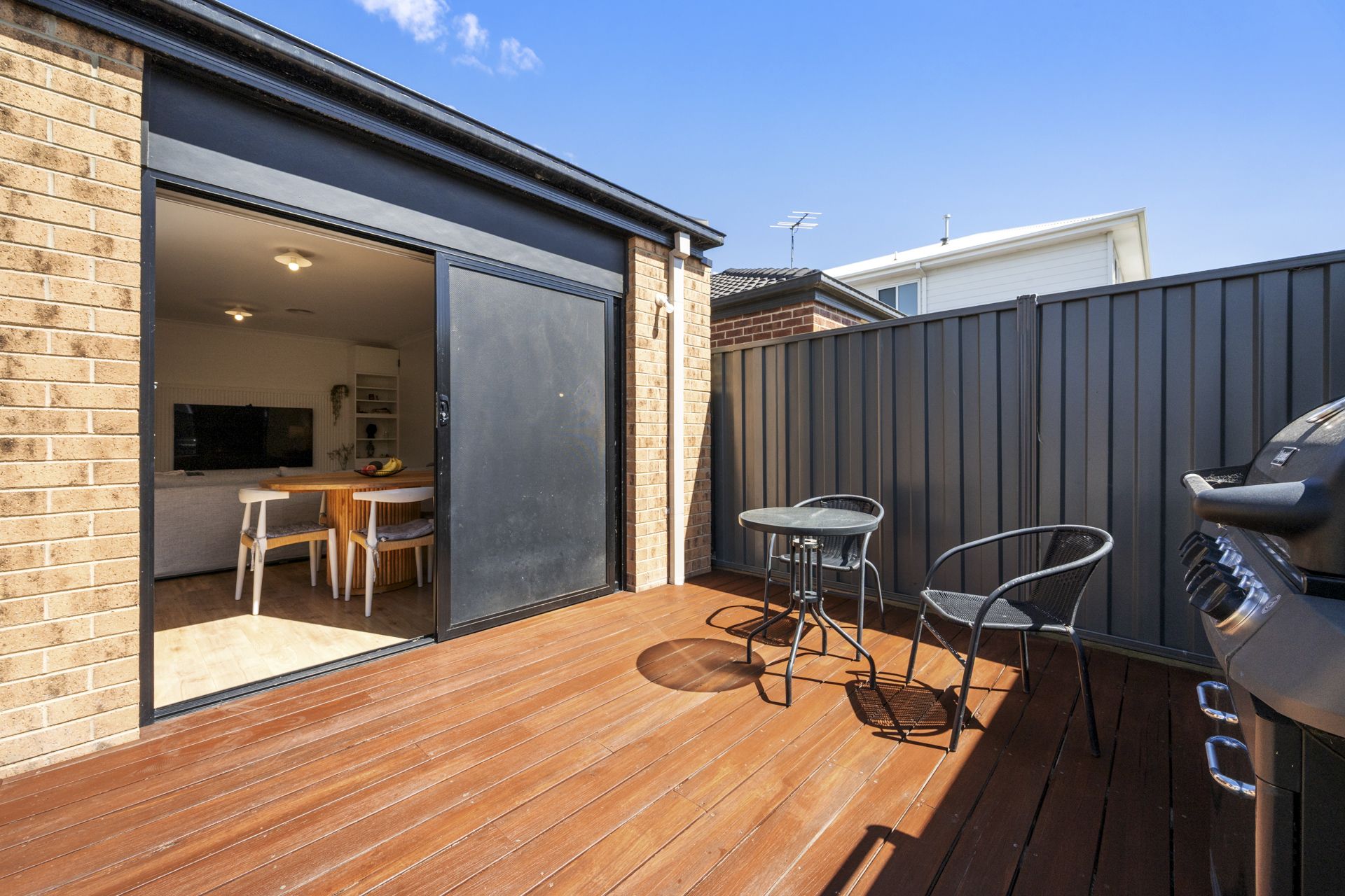 Family Comfort, Modern Design
