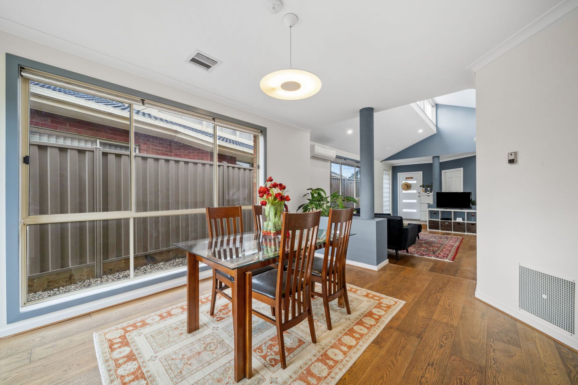 Freestanding Convenience in a Prime Mill Park Location