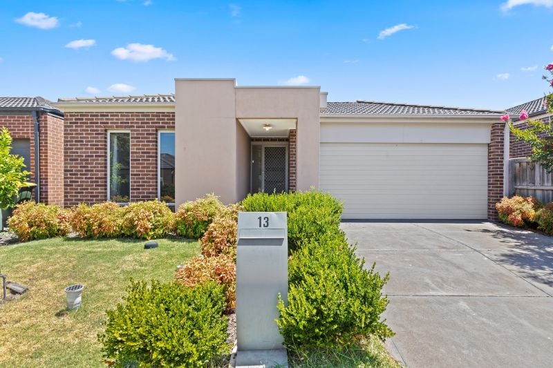 13 Stourhead Avenue, Mernda
