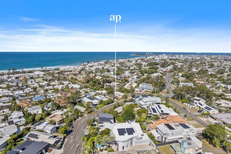 $ 1,800,000, Alexandra Headland - Thumbnail 3