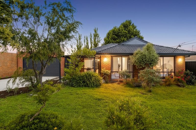 61 Pindari Avenue, Mill Park