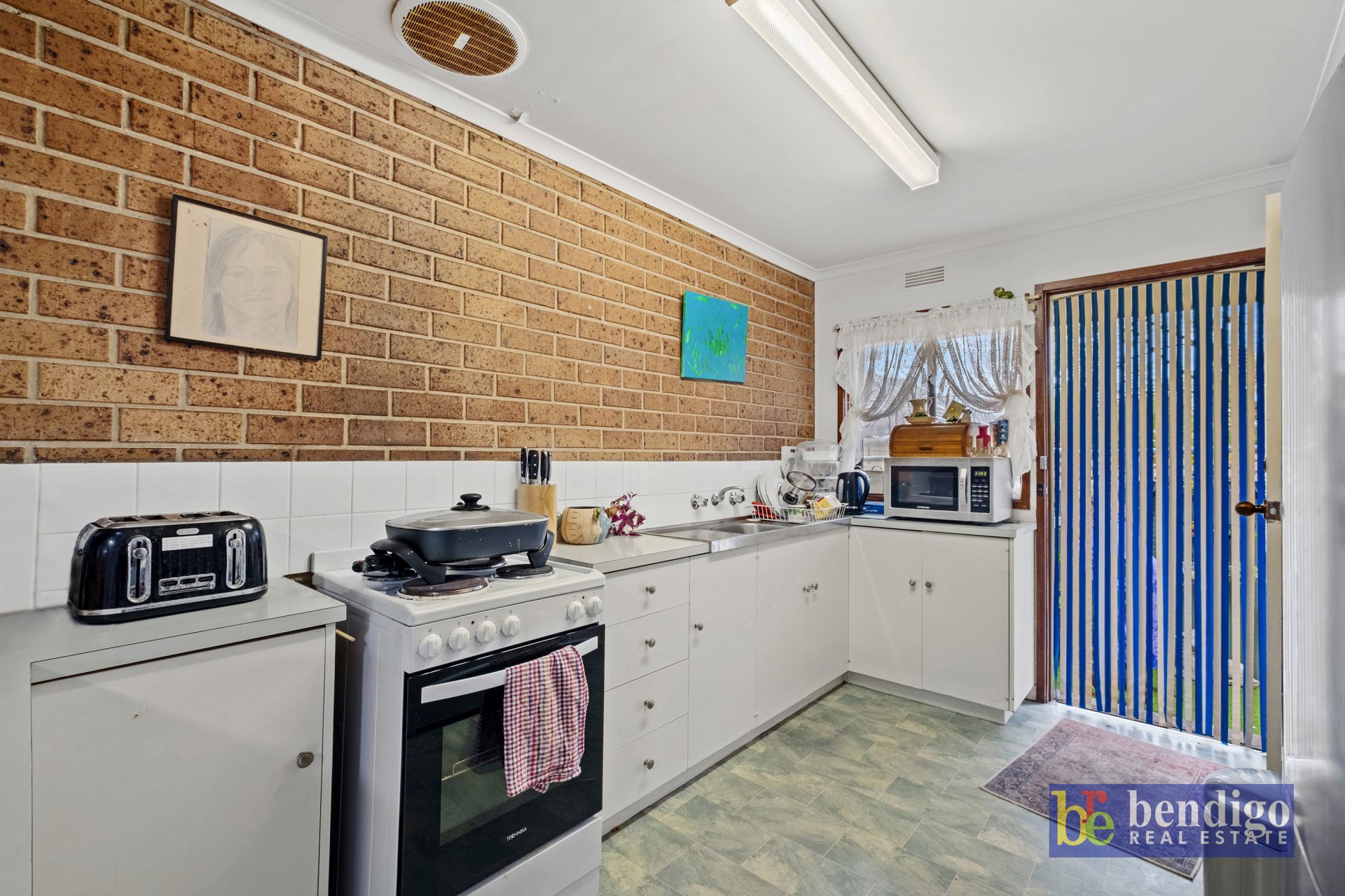 2/23 Hope Street Kangaroo Flat VIC, Flat - Thumbnail 3