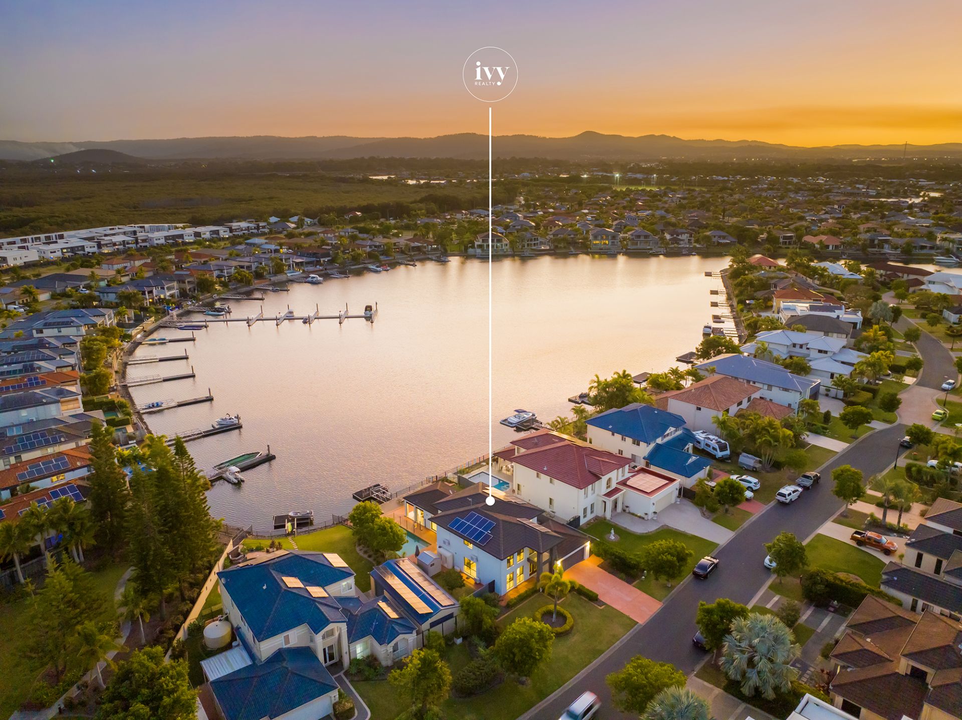 4 Sabrina Avenue, Helensvale - Thumbnail 3