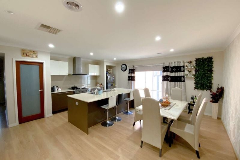 10 Oatmeal Way, Mernda