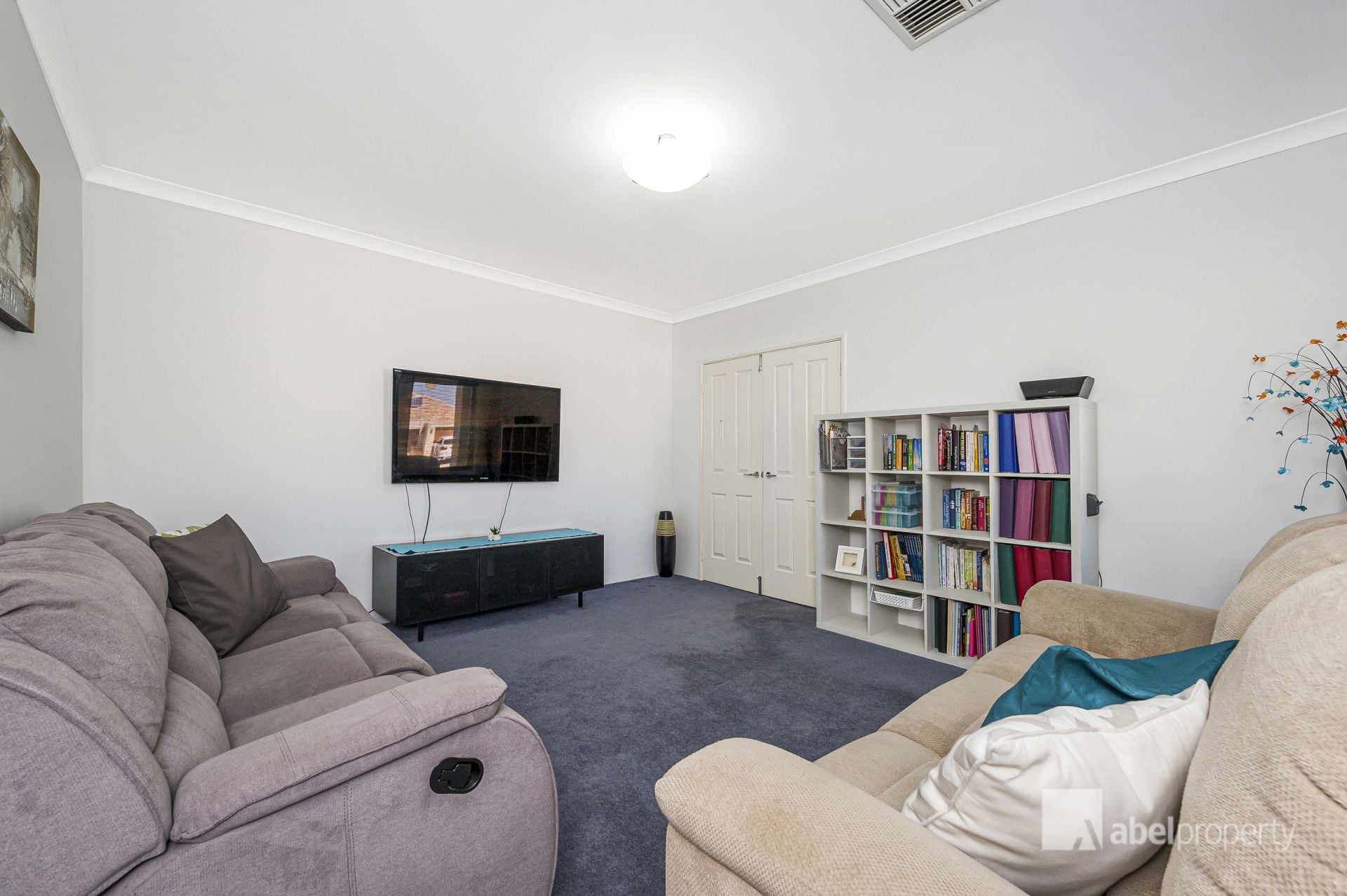 8 Erickson Pass Ellenbrook WA, Ellenbrook - Thumbnail 5
