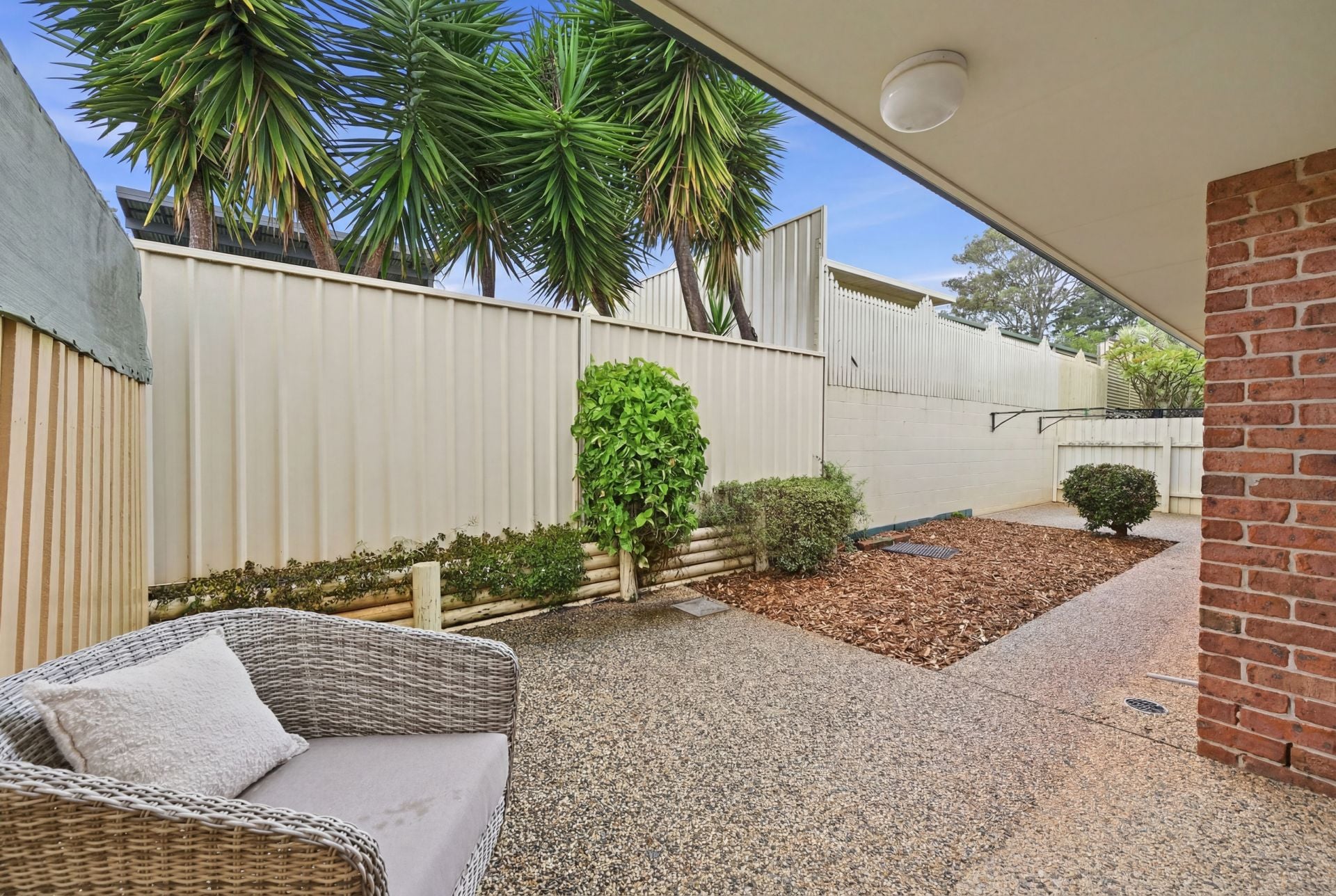 8 Federation Gardens Port Macquarie NSW, Port Macquarie - Image 1