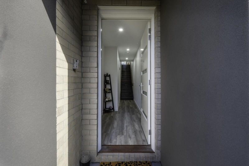 4/93 Arundel Avenue, Reservoir