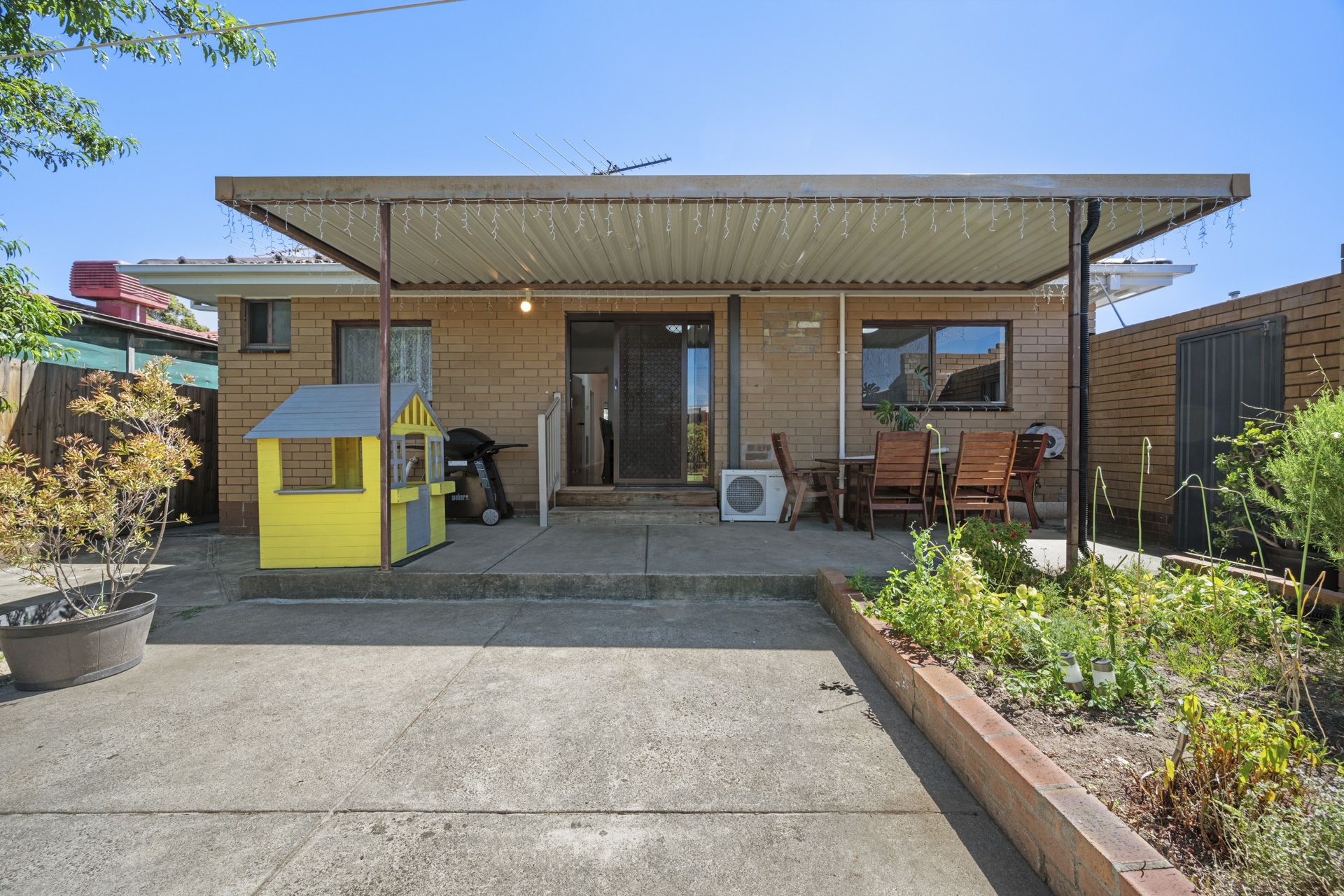 Modern Comfort With Space, Style And Convenience