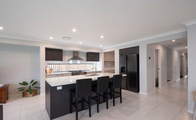 54 Citron Crescent, Helensvale - Thumbnail 6