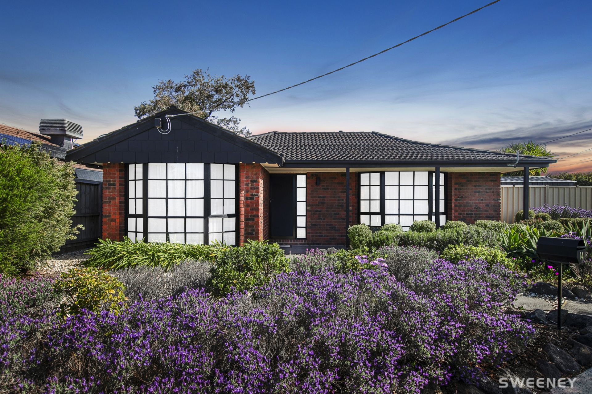 14 Sturrock Court, Altona Meadows - Thumbnail 2