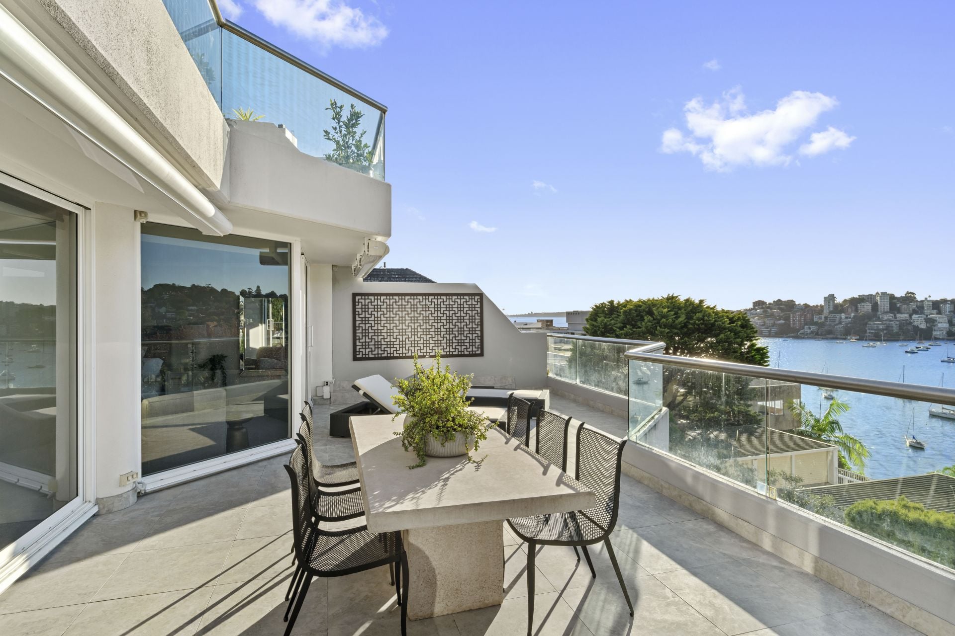 8/39 Sutherland Crescent Darling Point NSW, Darling Point - Thumbnail 2