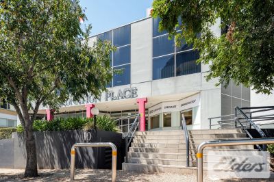 CENTRALLY LOCATED TOOWONG OFFICE | PRICED TO SELL