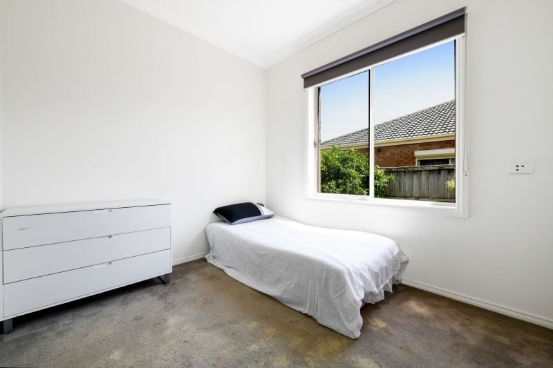 13 Jenolan Way, South Morang