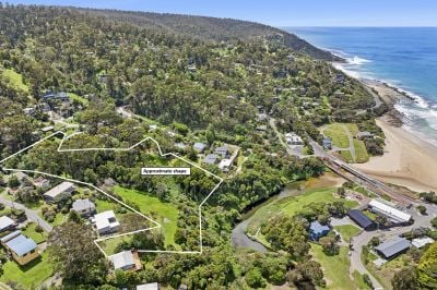 17A Riverside Drive, Wye River, VIC