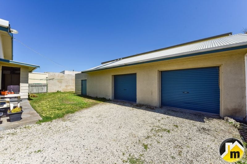 69 Sea Parade Port Macdonnell SA, Port Macdonnell - Thumbnail 6