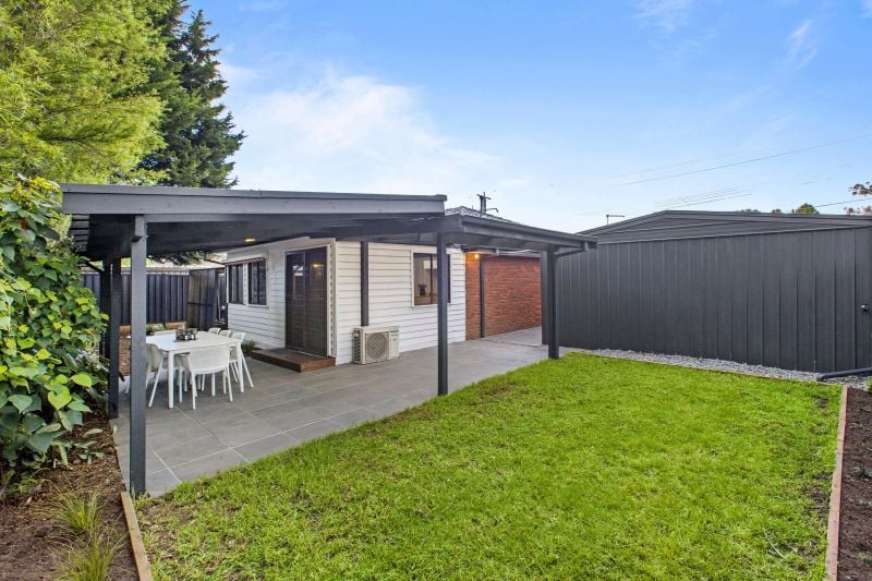 61 Pindari Avenue, Mill Park