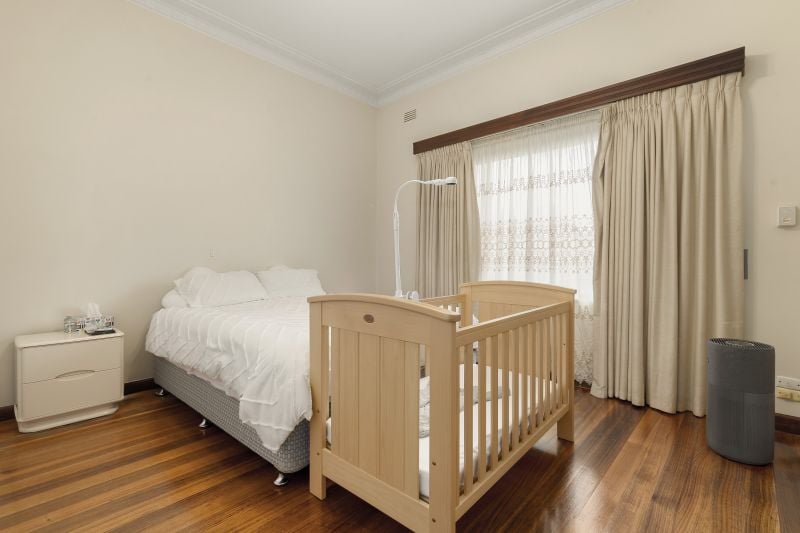 42 Broadhurst Avenue, Reservoir