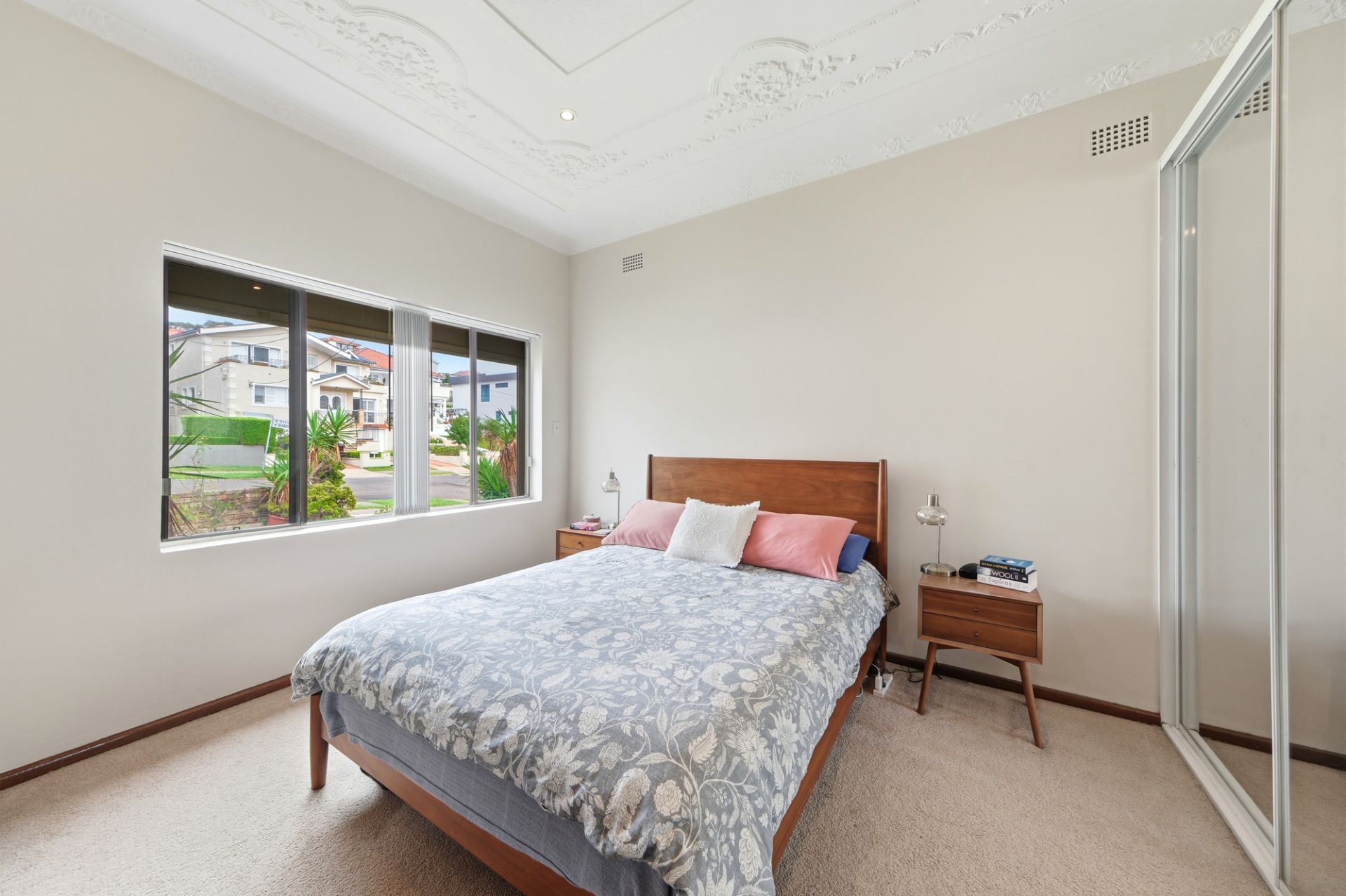 12 Benwerrin Avenue, Carss Park, Carss Park - Thumbnail 8