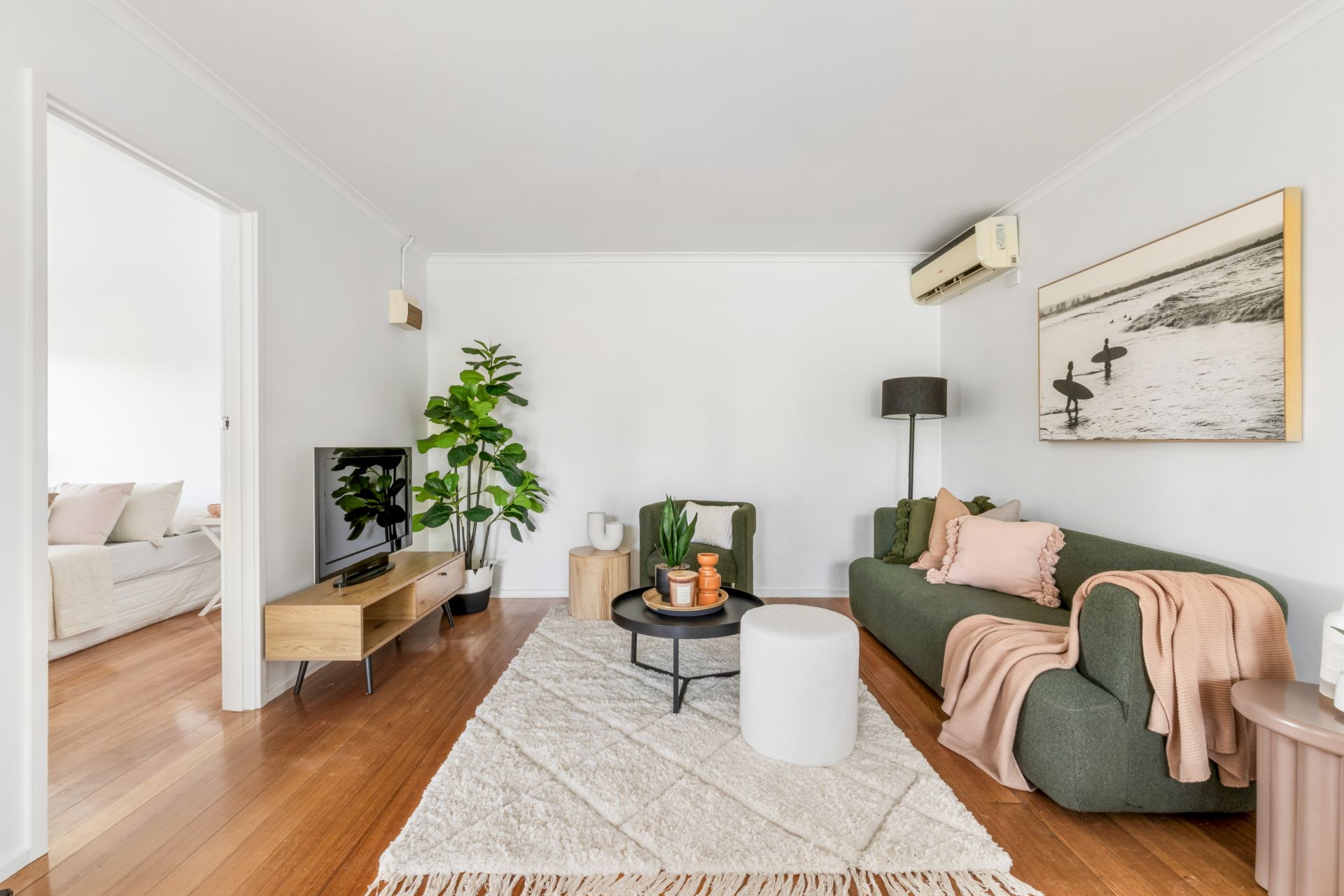 2/42 Kelsby Street, Reservoir, Reservoir - Thumbnail 3