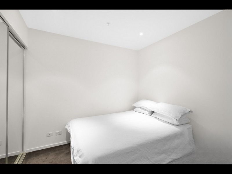 805/77 River Street, South Yarra - Thumbnail 5