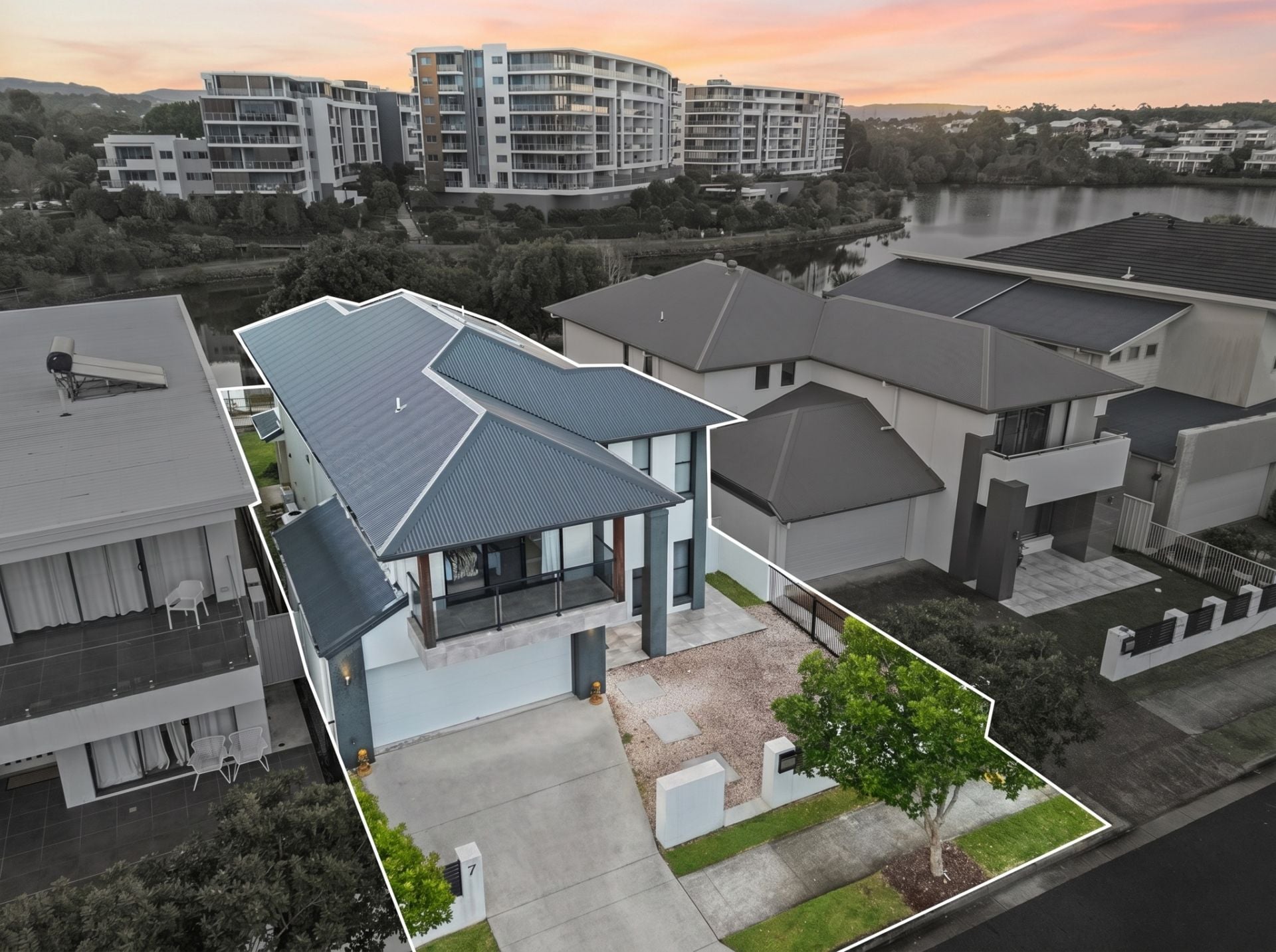 7 Jurien Crescent, Varsity Lakes - Image 1