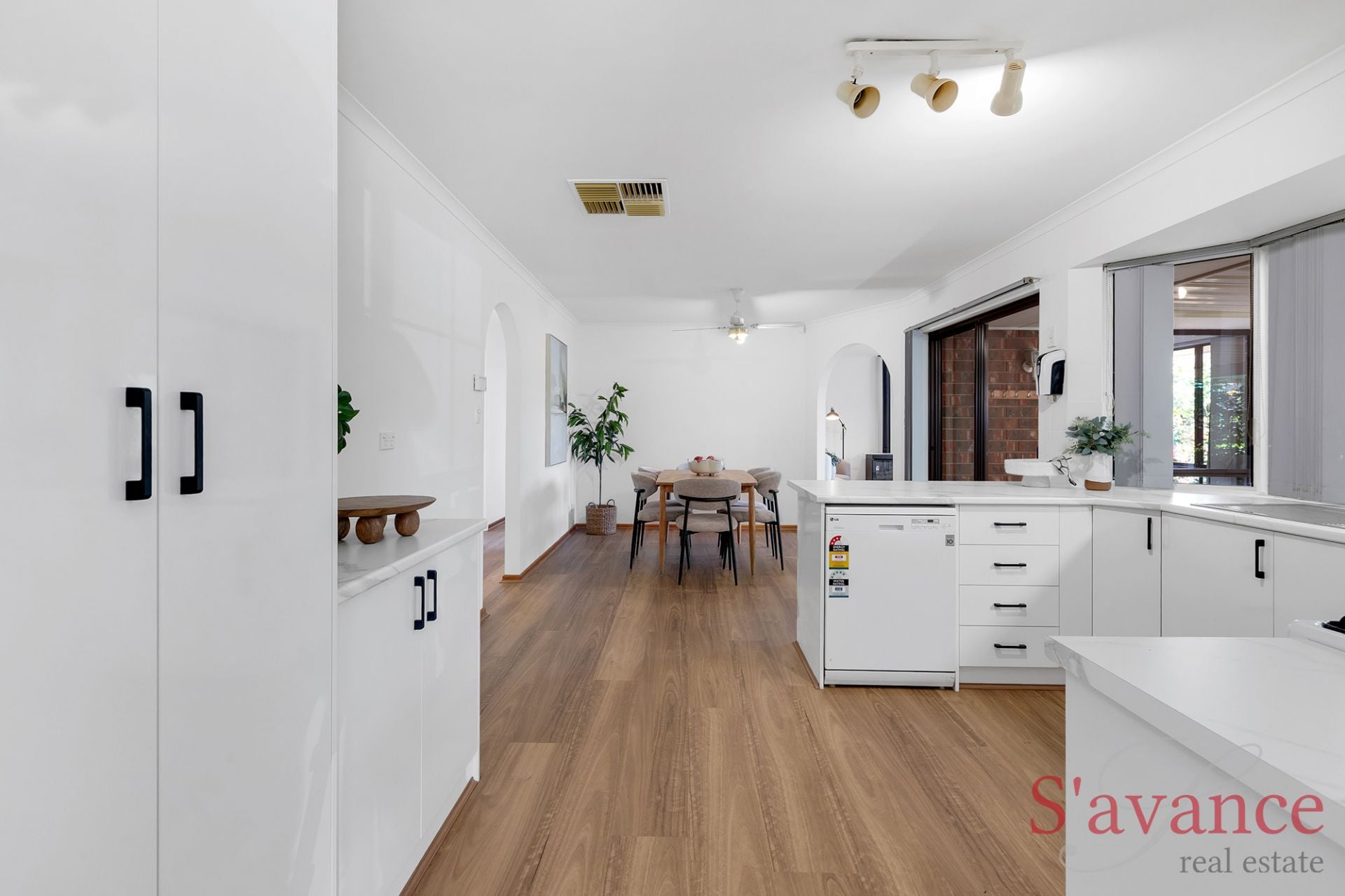 16 Rodriguez Drive Paralowie SA, Paralowie - Thumbnail 8