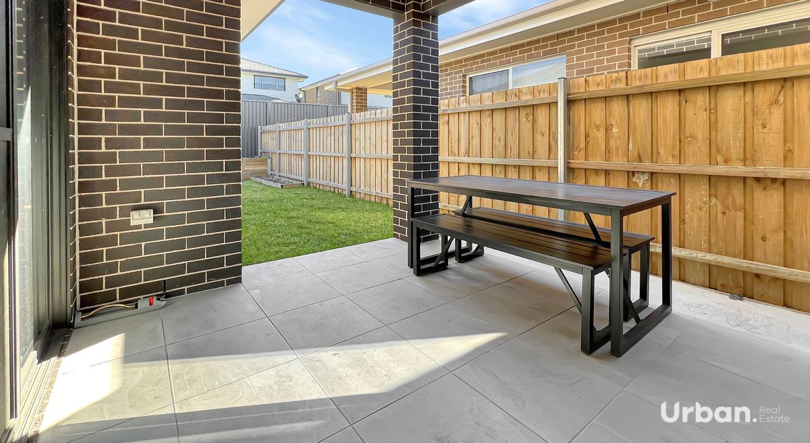 Austral 22 Lopper Avenue