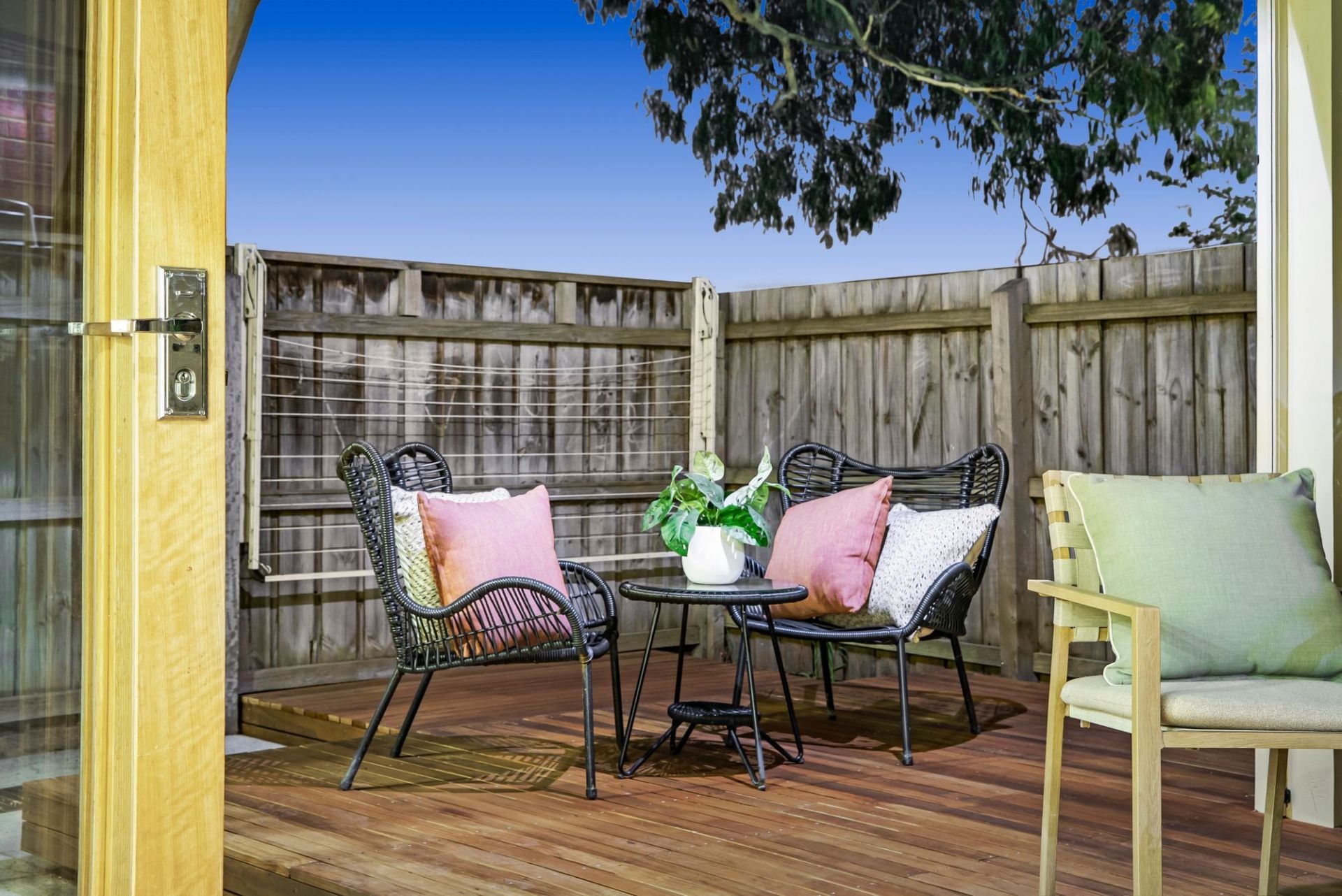 Modern Comfort & Effortless Living in a Prime Location
