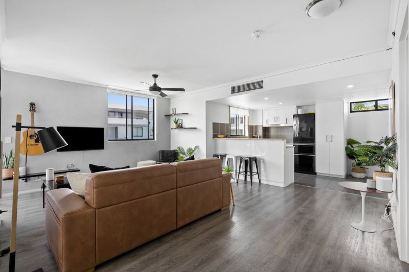 1104/1 Ocean Street, Burleigh Heads - Thumbnail 7