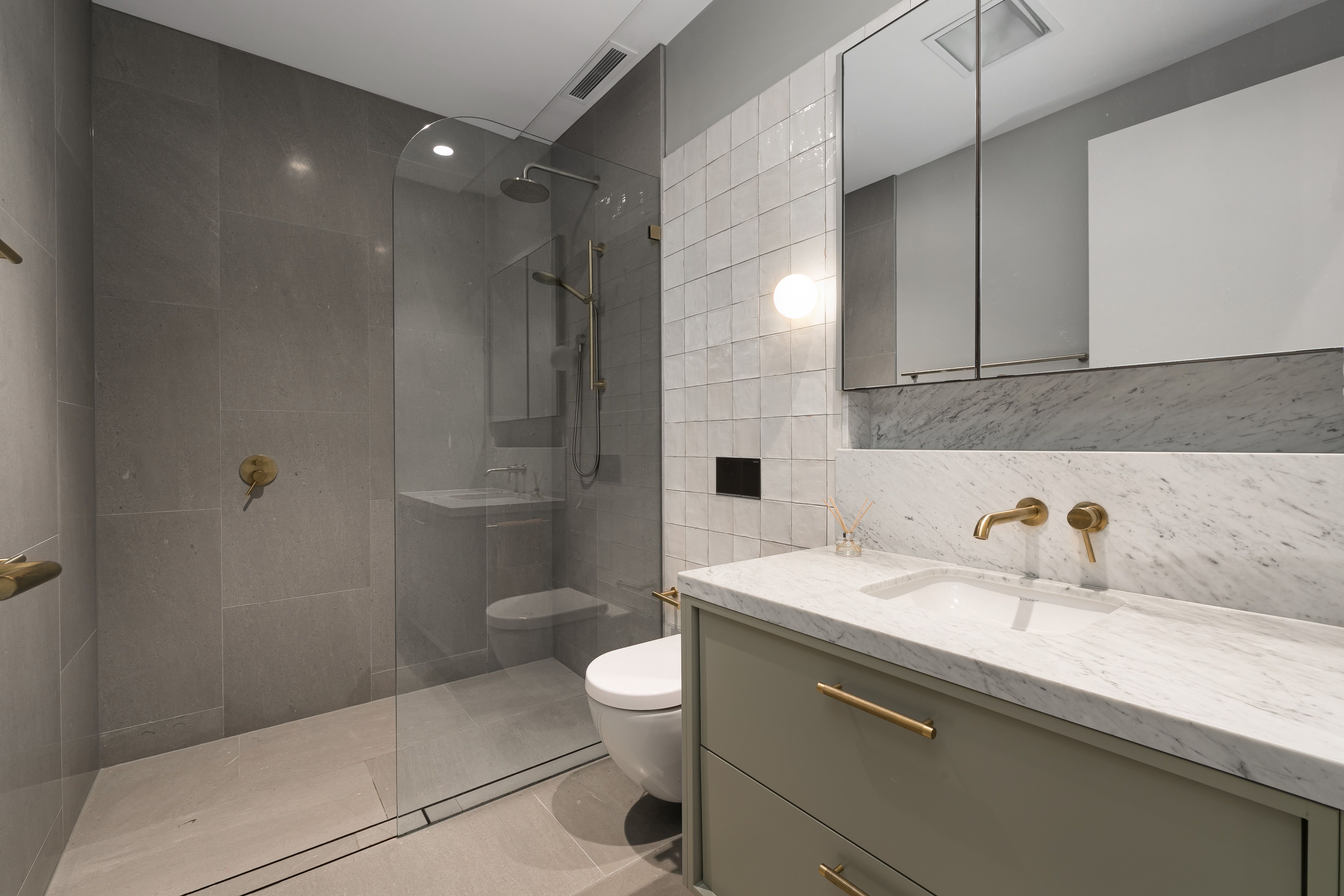 4/12 Wilshire Avenue CRONULLA 2230