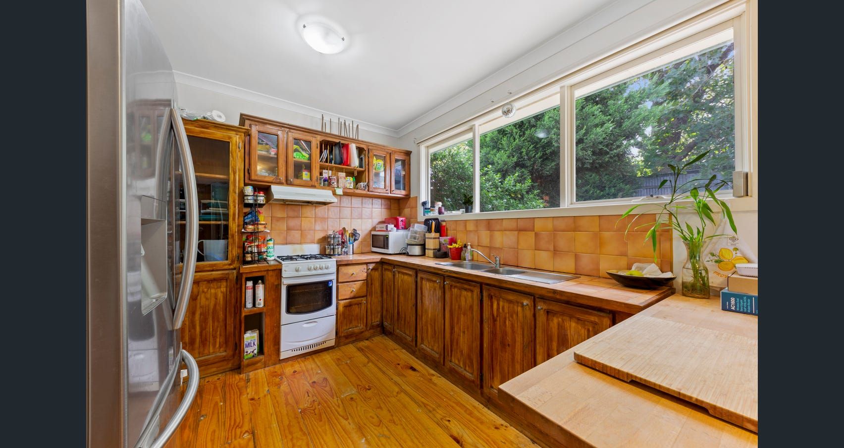 Neat and Tidy Weather Board Home