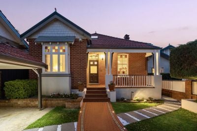 Willoughby 104 High Street