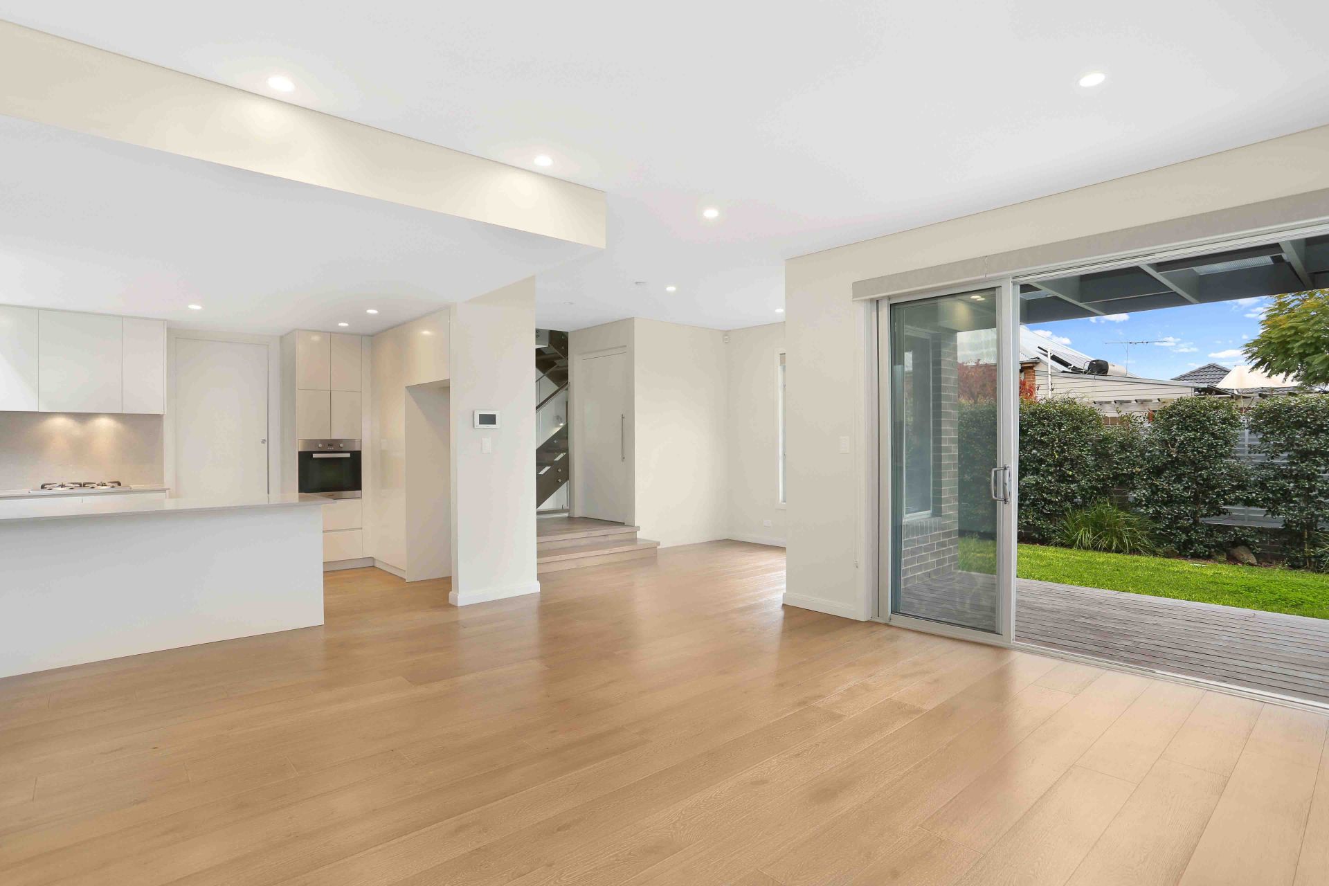 5/137 Kingsway, WOOLOOWARE, Woolooware - Thumbnail 2