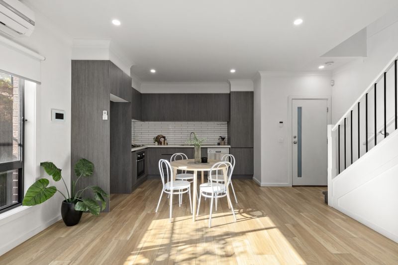 5/7 Pine Street, Thomastown