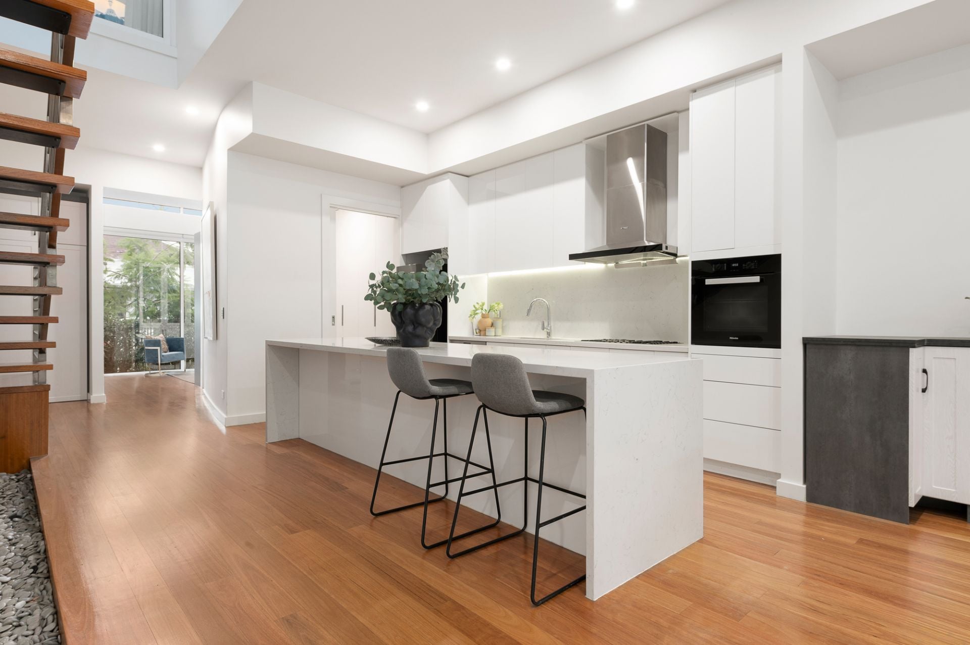 21 Albion Street, South Yarra, South Yarra - Thumbnail 2