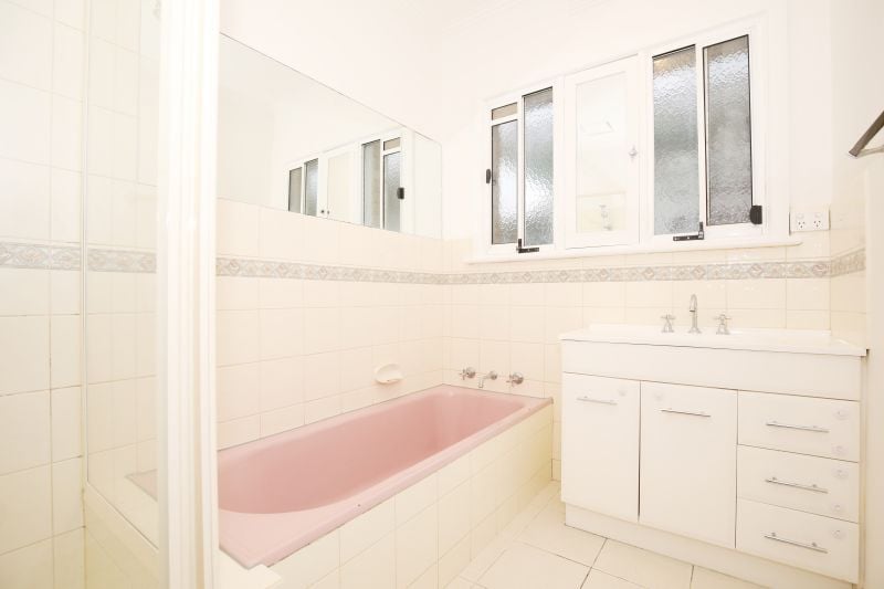 14 Spratling Street, Reservoir