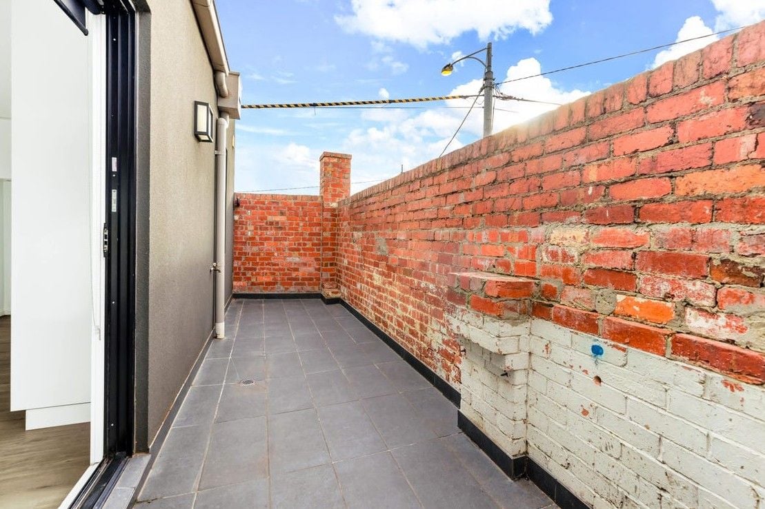 Spacious & Versatile Three-Bedroom Home – Utilities Included