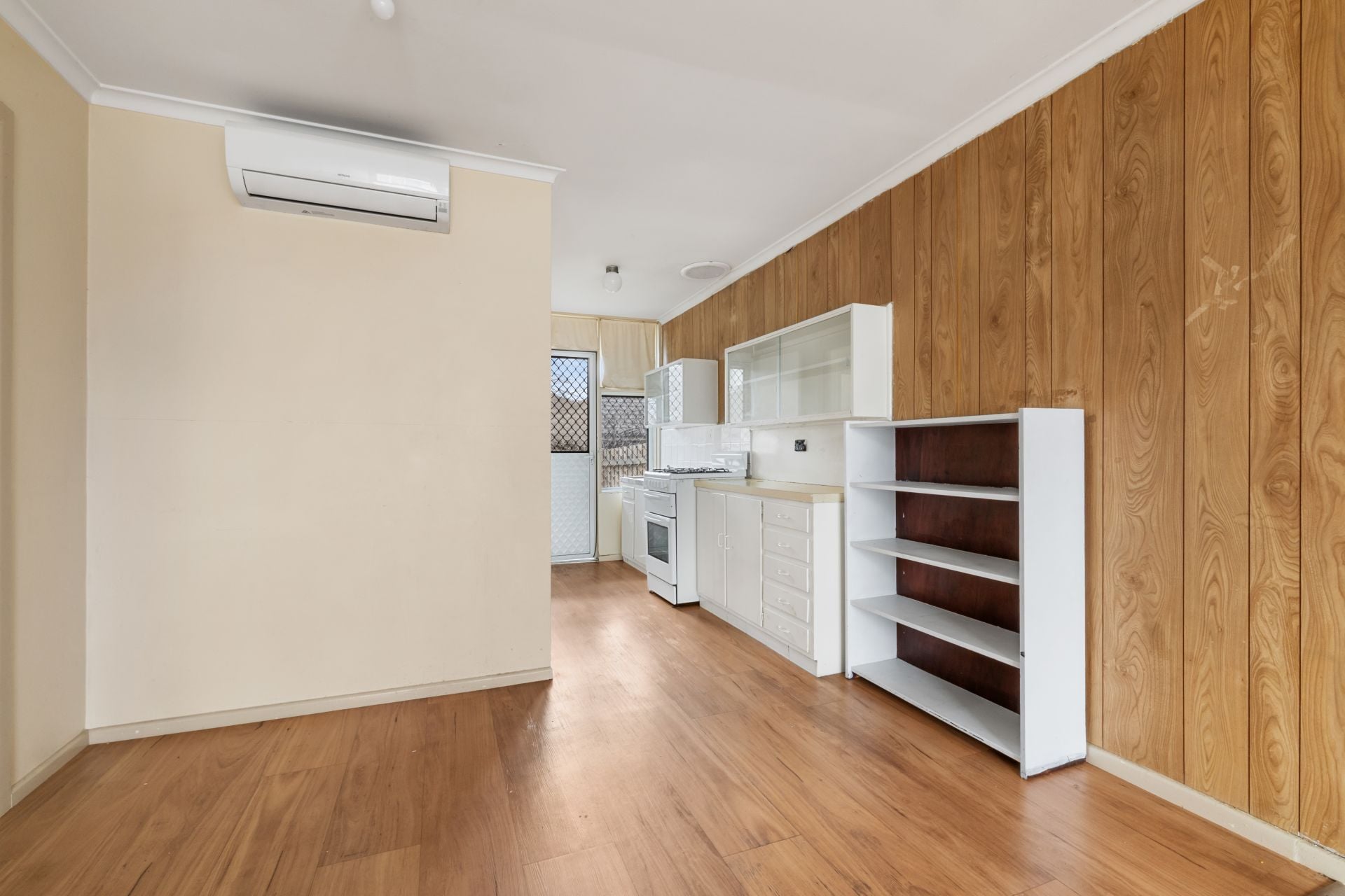 COMFORTABLE TWO-BEDROOM UNIT