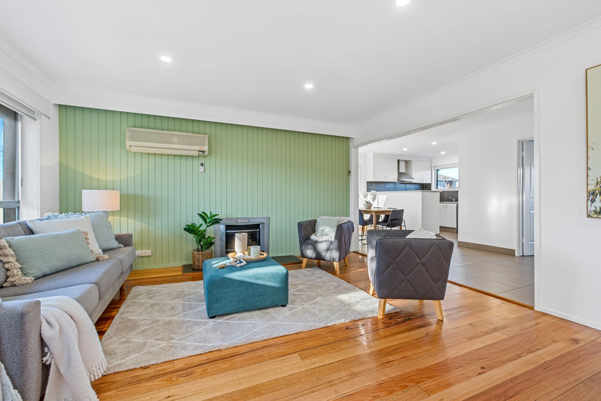 Stylish Family Living In A Quiet & Secure Court