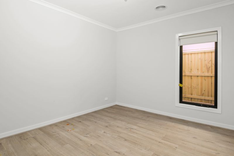 8 Saddledome Road, Wollert