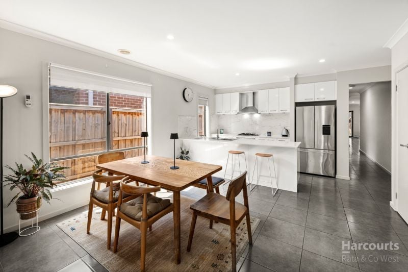 12 Versteegen Street, Fraser Rise