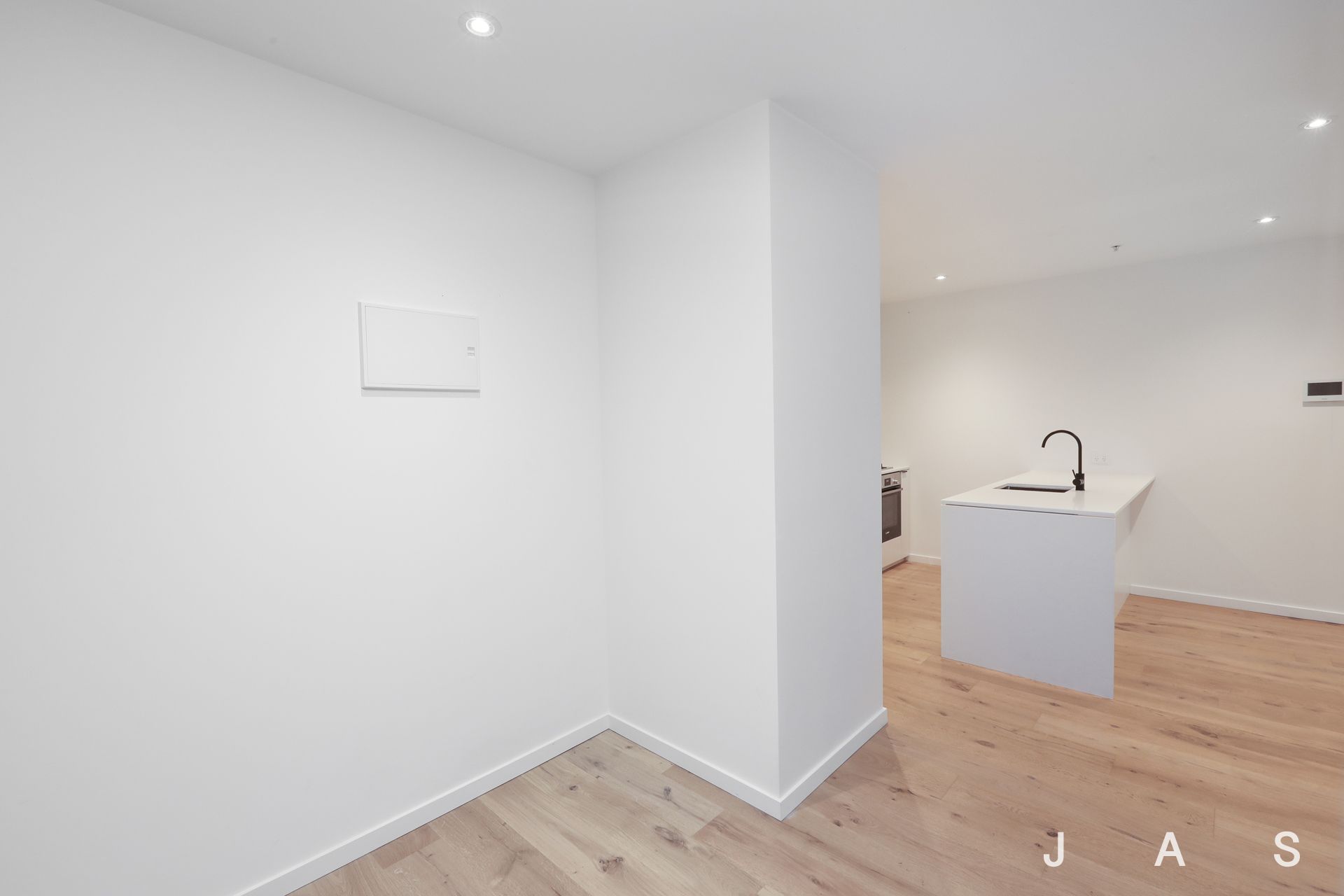 1311/8 Hallenstein Street Footscray VIC, Footscray - Thumbnail 5