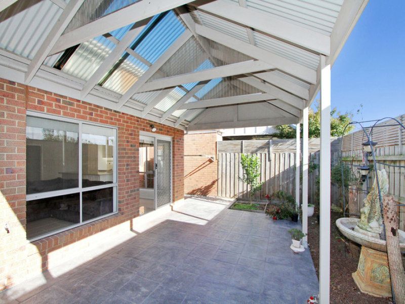Modern Comfort & Space in Prime Reservoir Location