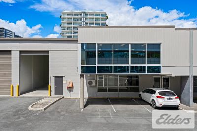 NEWLY REFURBISHED SOUTH BRISBANE OFFICE/WAREHOUSE!