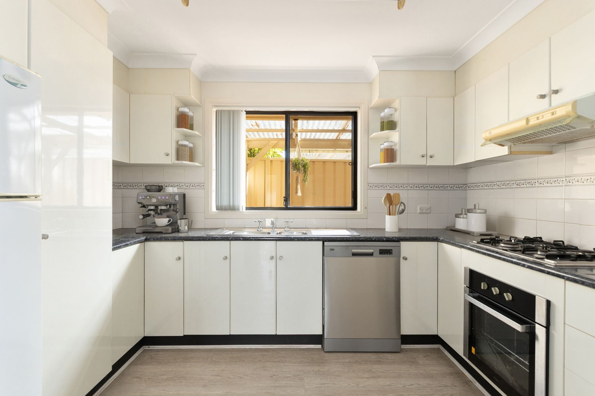 2/2 Carroll Road, East Corrimal, East Corrimal - Thumbnail 5