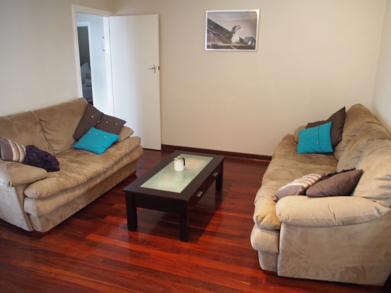 9 Thursley Way, Morley