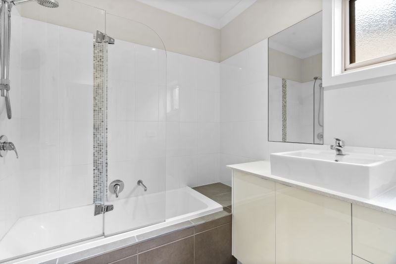 2/122 McDonalds Road, Epping