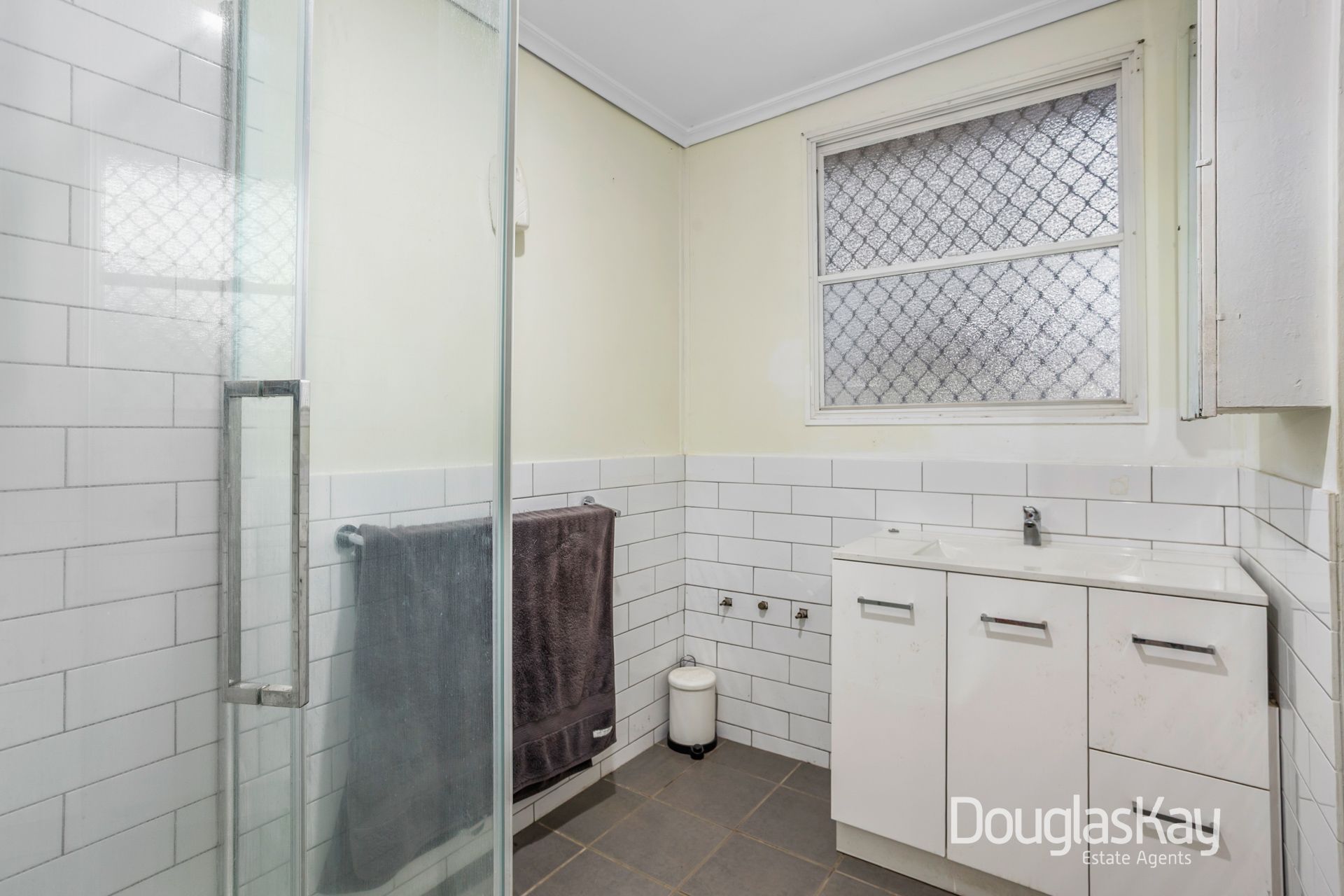 42 Talintyre Road, Sunshine West VIC, Sunshine West - Thumbnail 5