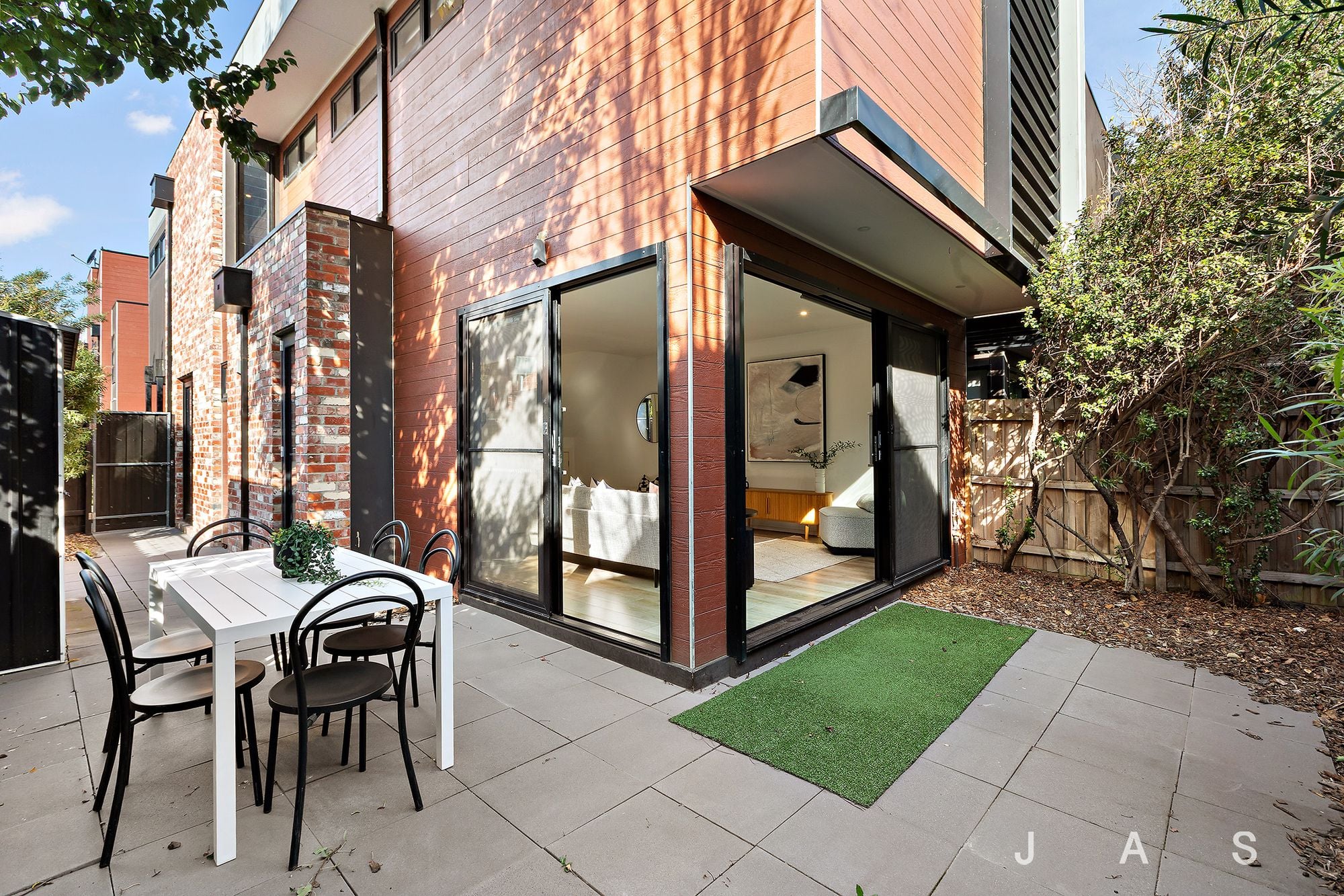 1/25 Somerville Road Yarraville VIC, Yarraville - Thumbnail 2